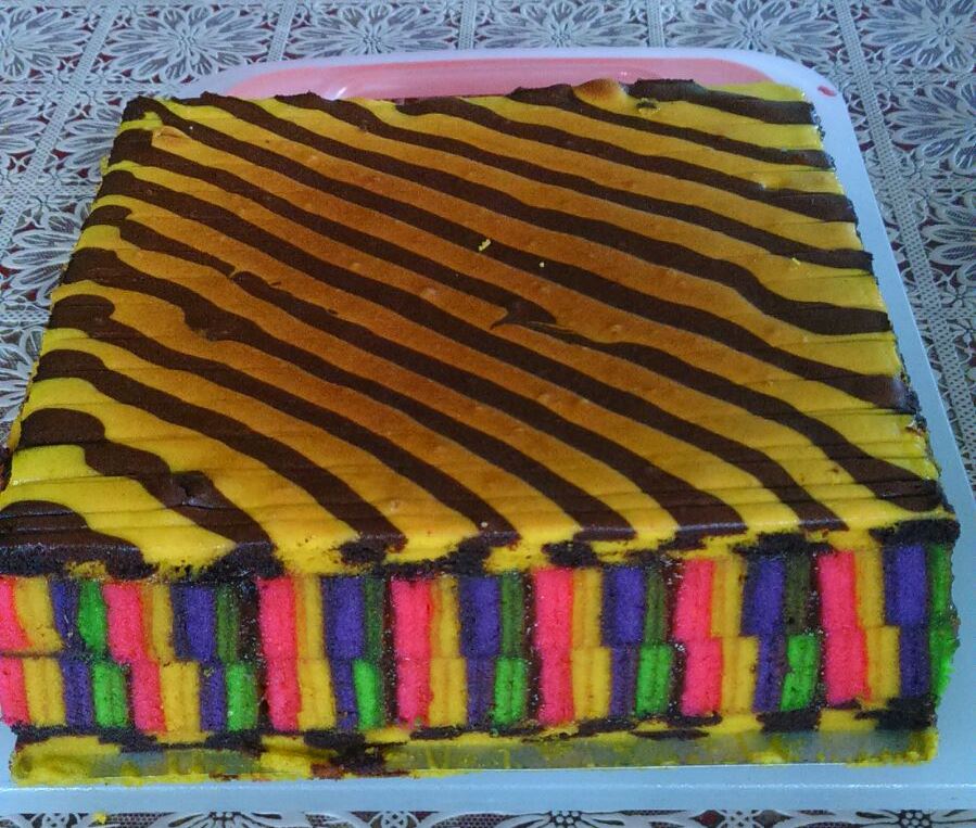 kek lapis pelangi
